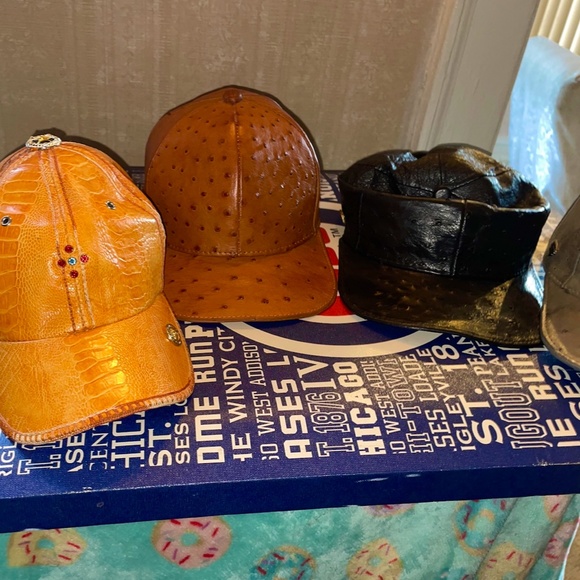 Bundle of 4 Ostrich skin Cap , Medium SZ/adjustable - Picture 4 of 10